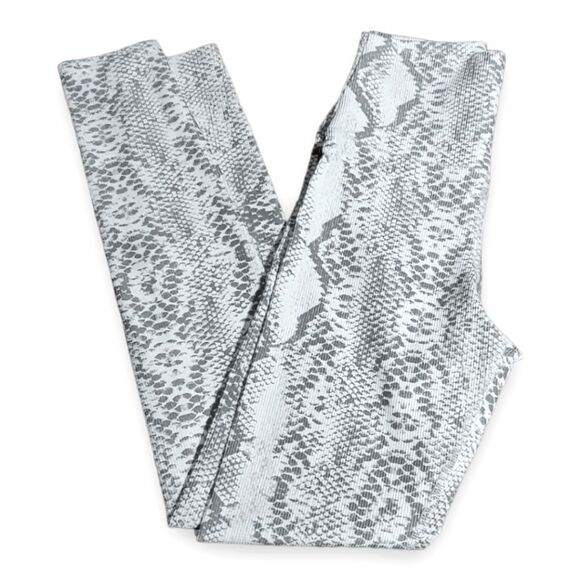 REVOLVE Beach Riot Ayla Taupe Snake Print High Wait Legging US XS - Picture 7 of 14